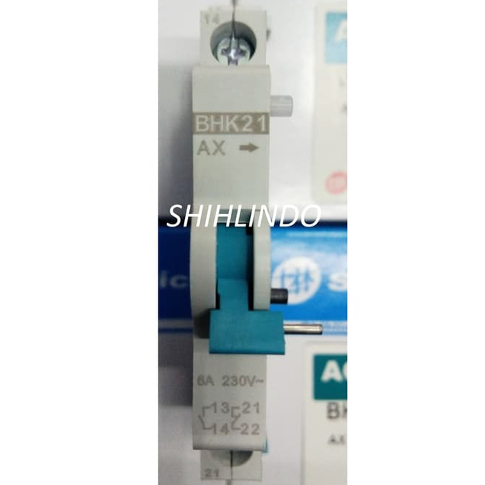 Aksesoris MCB Auxiliary Switch 1NO+1NC 230V/6A 440V/3A BHK-AX