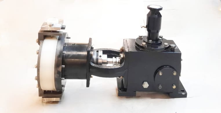 Pompa Dosing UDH 2020 Hydraulic Diaphragm Pump 164 LPH 7 Bar - 1" x 1" - Image 2