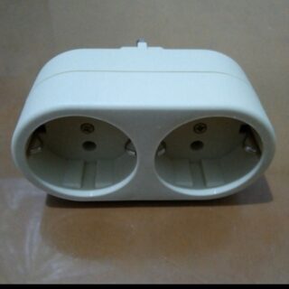 Steker Cabang 2 Stop kontak Uticon