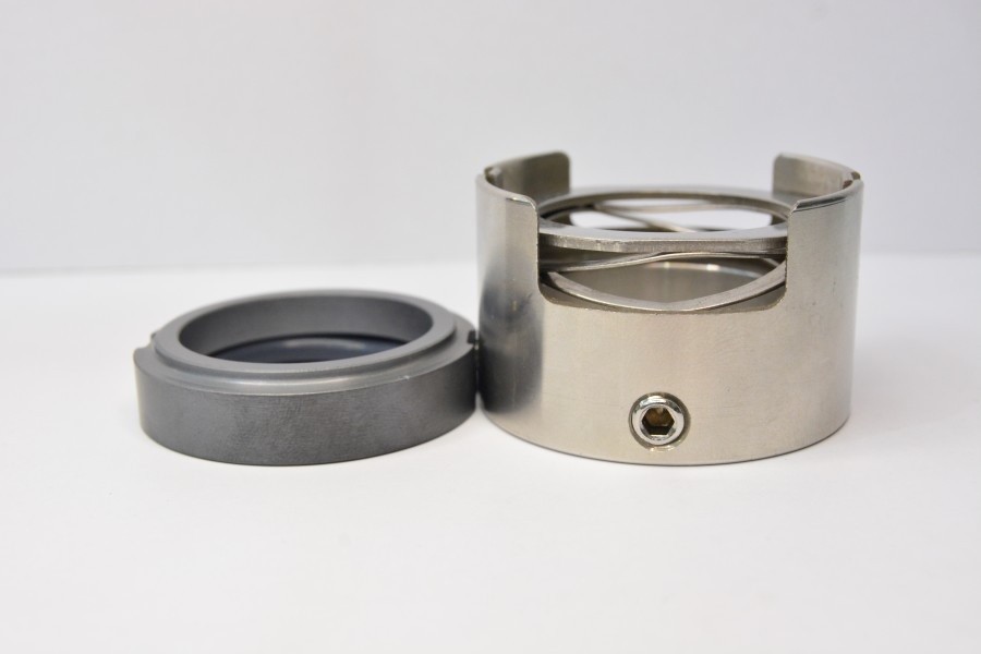 MECH SEAL RM M74 MATERIAL SIC SIC FKM (OSTYNN) - M74-25 - Image 4